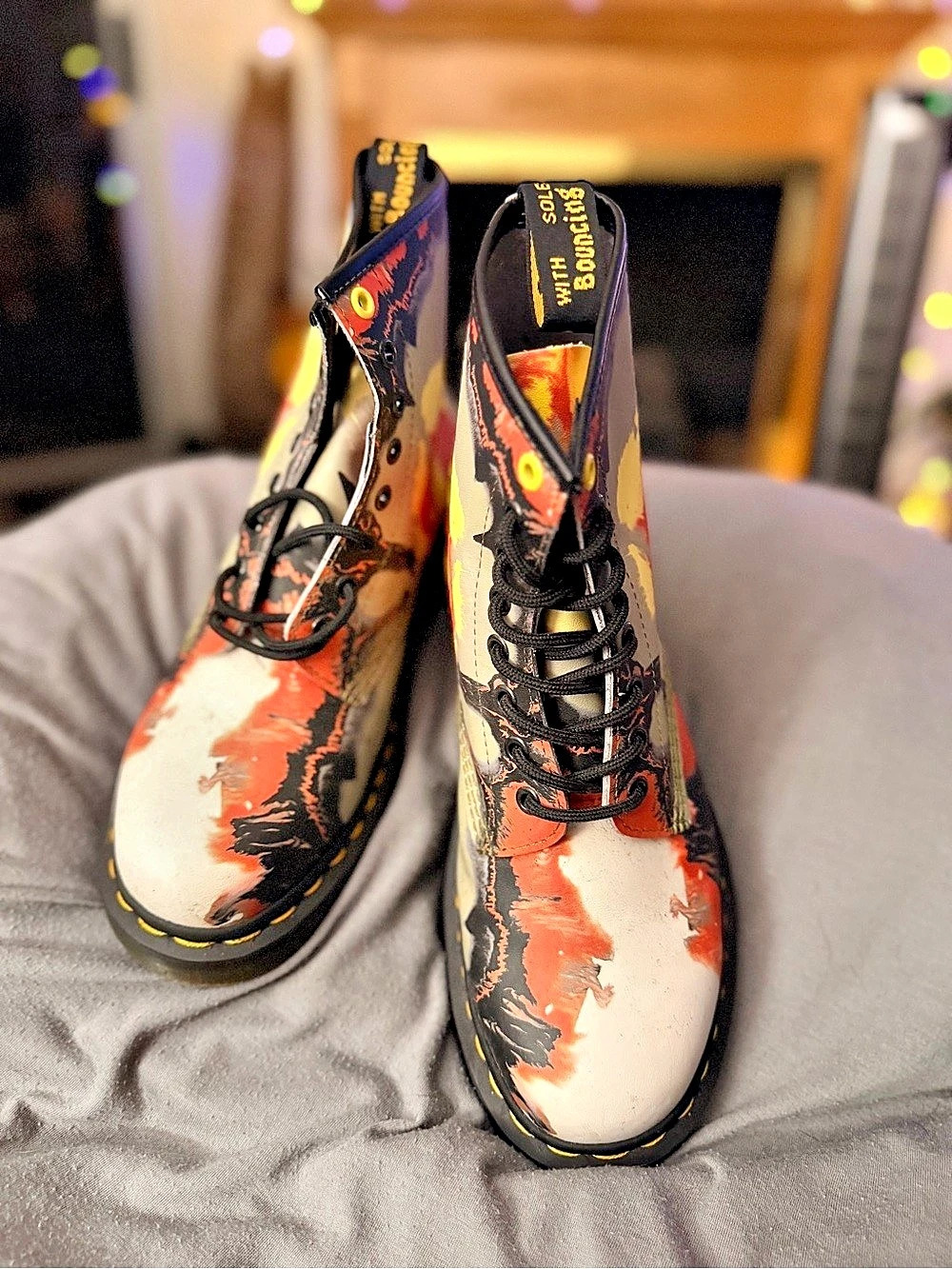 Dr. Martens 1460 Tate Flare Tate Flare Abstract Print Boots US 9